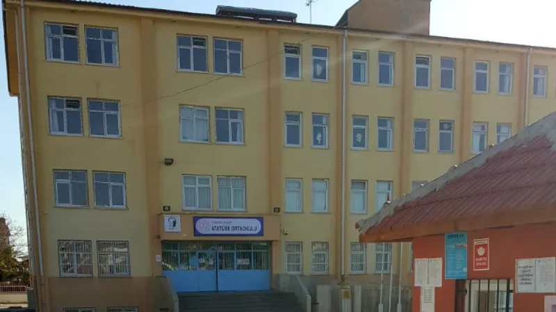 Çubuk Atatürk Ortaokulu - Çubuk Ortaokulları