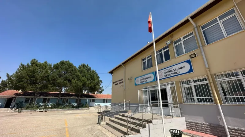 Çubuk Sabiha Şaşmaz Ortaokulu - Çubuk Ortaokulları