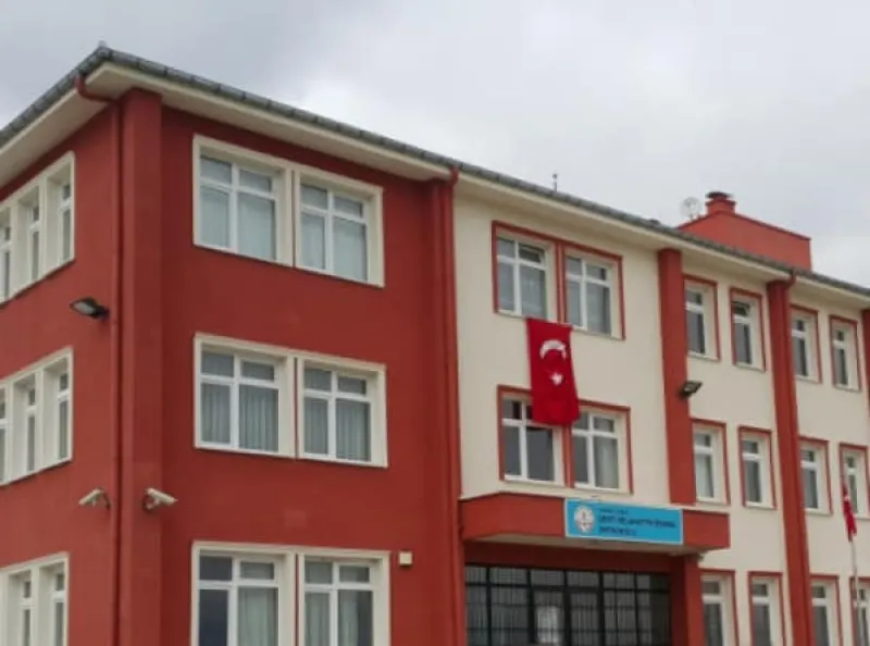 Çubuk Şehit Selahattin Şişman Ortaokulu - Çubuk Ortaokulları