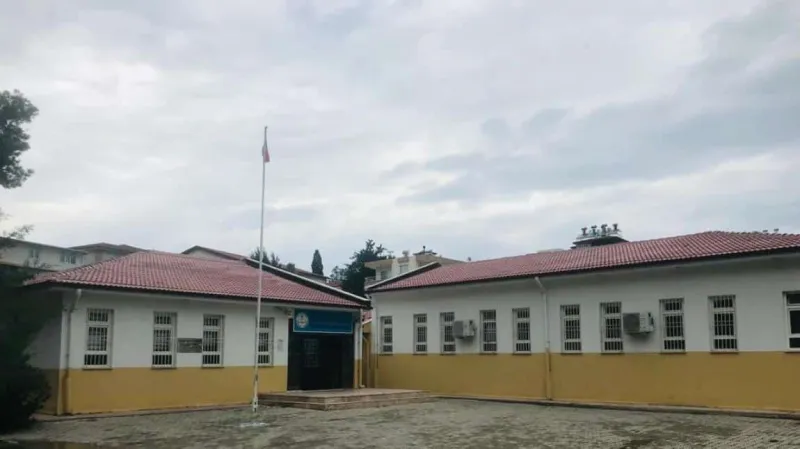 Manavgat Yavuz Sultan Selim İmam Hatip Ortaokulu - Manavgat Ortaokulları