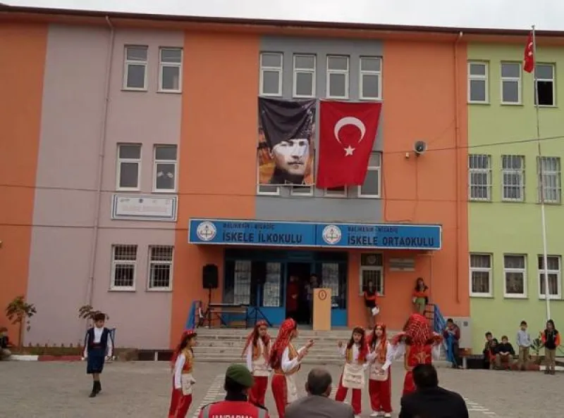 Bigadiç İskele Ortaokulu - Bigadiç Ortaokulları