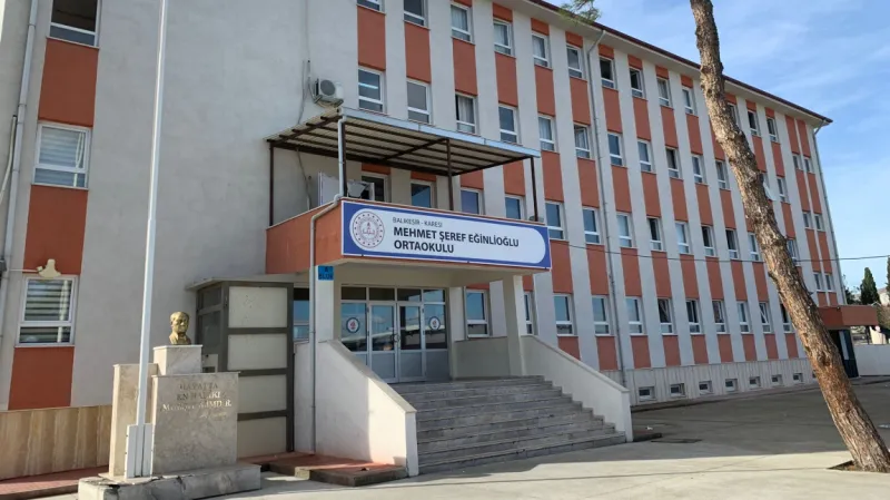 Karesi Mehmet Şeref Eğinlioğlu Ortaokulu - Karesi Ortaokulları