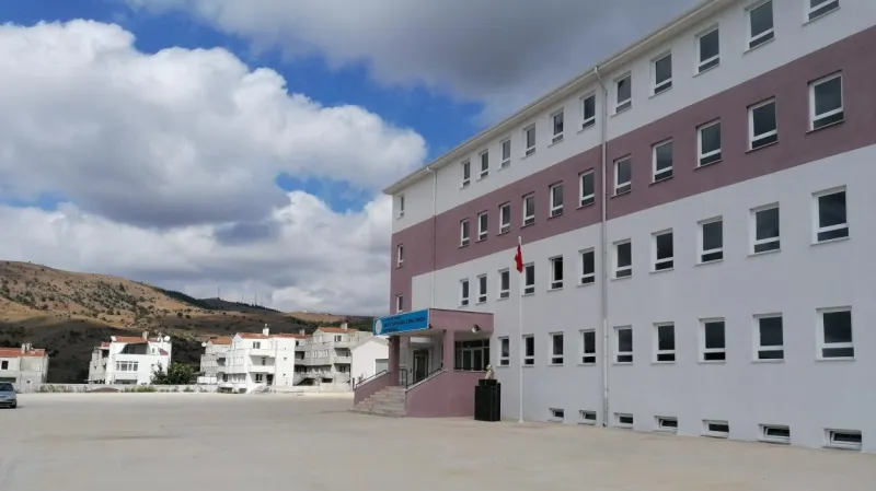 Karesi Şehit Astsubay Cemil Erkek Ortaokulu - Karesi Ortaokulları