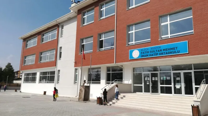 Bozüyük Fatih Sultan Mehmet İmam Hatip Ortaokulu - Bozüyük Ortaokulları
