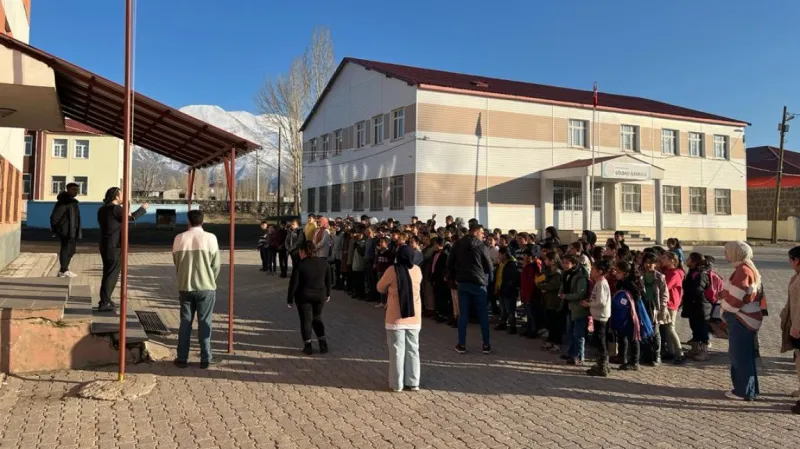 Güroymak Gölbaşı Ortaokulu - Güroymak Ortaokulları