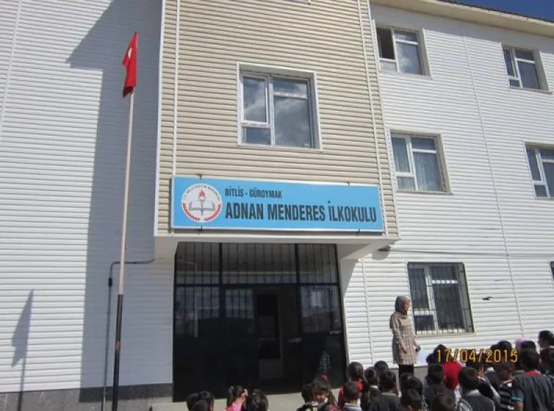 Güroymak Adnan Menderes Ortaokulu - Güroymak Ortaokulları