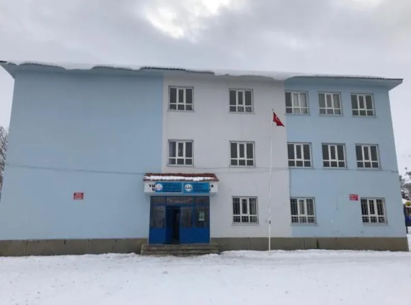 Mutki Dereyolu Köyü Şehit Şentürk Uslu İmam Hatip Ortaokulu - Mutki Ortaokulları