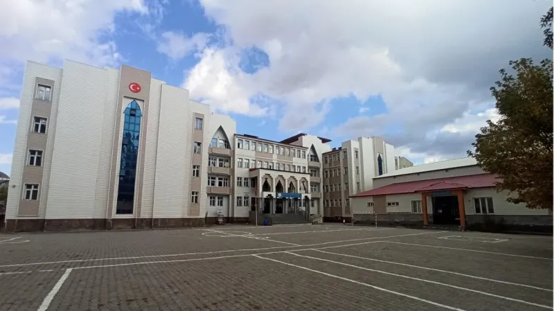 Tatvan Tuğ Ortaokulu - Tatvan Ortaokulları