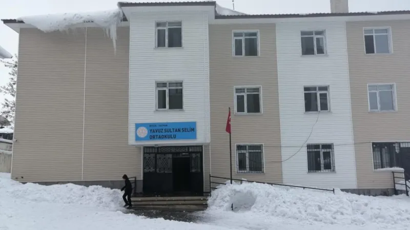 Tatvan Yavuz Sultan Selim Ortaokulu - Tatvan Ortaokulları
