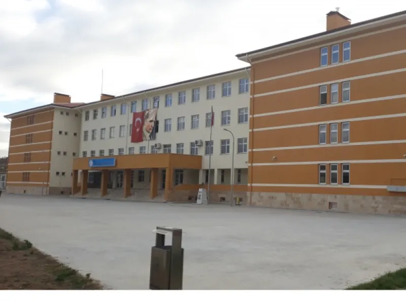 Merkez Şehit Ozan Özen Ortaokulu - Merkez Ortaokulları