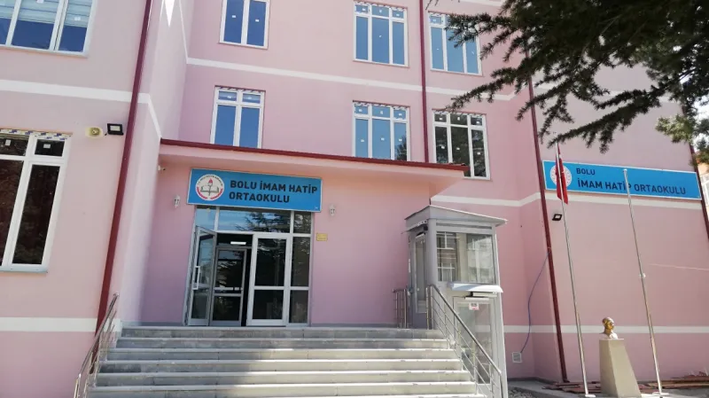 Merkez Bolu İmam Hatip Ortaokulu - Merkez Ortaokulları