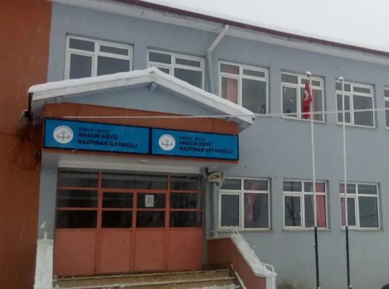 Bayat Ahacık Nazpınar İmam Hatip Ortaokulu - Bayat Ortaokulları