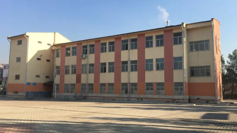 Bağlar Eczacılar İmam Hatip Ortaokulu - Bağlar Ortaokulları