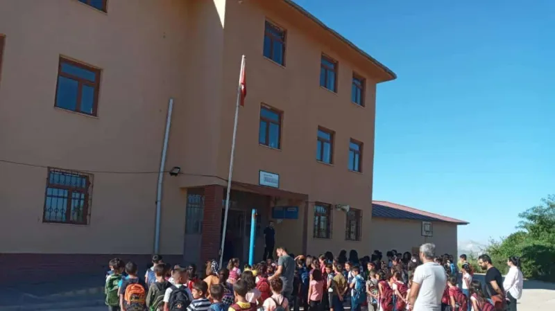 Ergani Çayırdere Ortaokulu - Ergani Ortaokulları