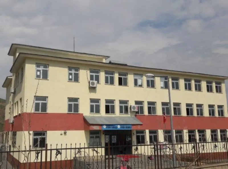 Kulp Aygün Ortaokulu - Kulp Ortaokulları