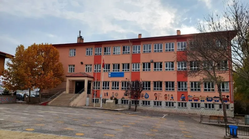 Merkez Ziya Gökalp Ortaokulu - Merkez Ortaokulları