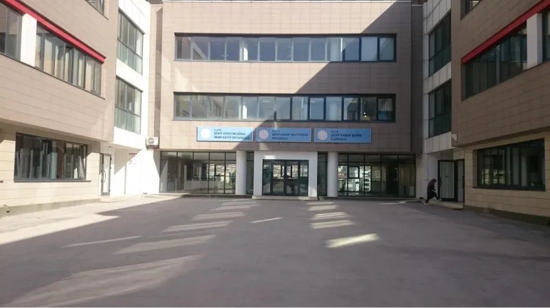 Merkez Şehit Hüseyin Göral İmam Hatip Ortaokulu - Merkez Ortaokulları