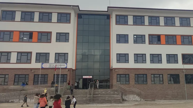 Merkez 100. Yıl Çaydaçıra Ortaokulu - Merkez Ortaokulları