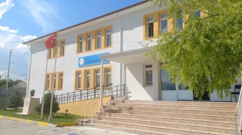 Merkez Yalnızbağ Ortaokulu - Merkez Ortaokulları