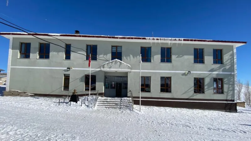 Karaçoban Erenler Ortaokulu - Karaçoban Ortaokulları