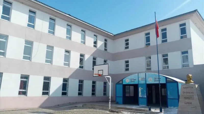 Karaçoban Ahmedi Hani İmam Hatip Ortaokulu - Karaçoban Ortaokulları