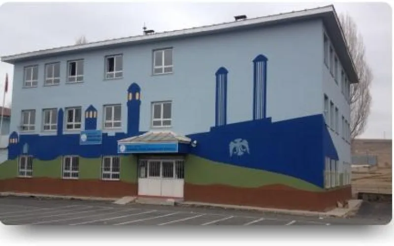 Yakutiye Mareşal Fevzi Çakmak Ortaokulu - Yakutiye Ortaokulları