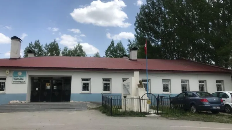 Yakutiye Güzelova Ortaokulu - Yakutiye Ortaokulları