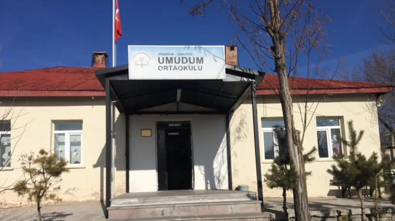 Yakutiye Umudum Ortaokulu - Yakutiye Ortaokulları