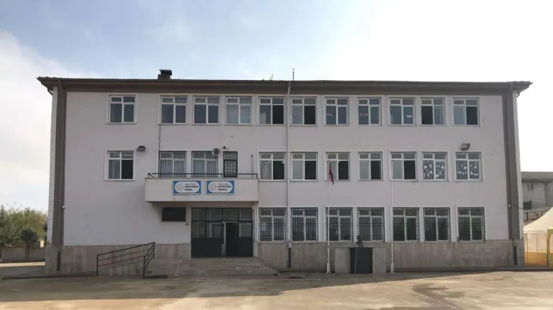 Araban Sarıtepe Gökçek Ortaokulu - Araban Ortaokulları