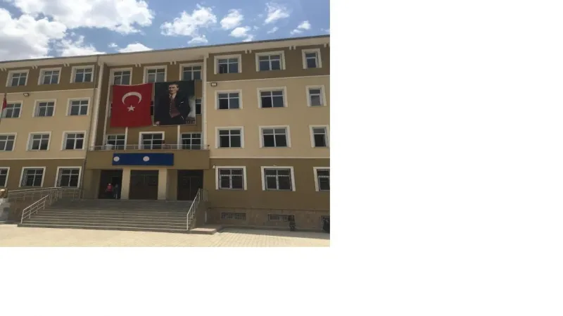Şemdinli Çalışkanlar Köyü Halil Sever Ortaokulu - Şemdinli Ortaokulları