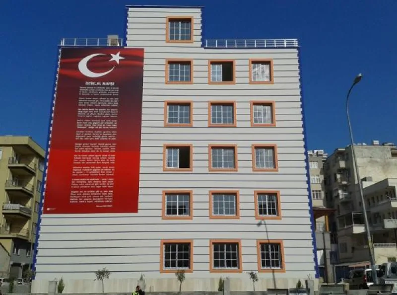 İskenderun İskenderun Hanife Uysal Ortaokulu - İskenderun Ortaokulları