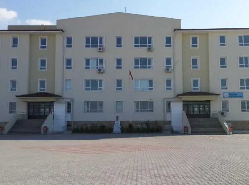 İskenderun Yunus Emre İmam Hatip Ortaokulu - İskenderun Ortaokulları