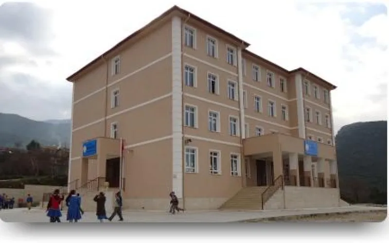 Yayladağı Çaksına Ortaokulu - Yayladağı Ortaokulları