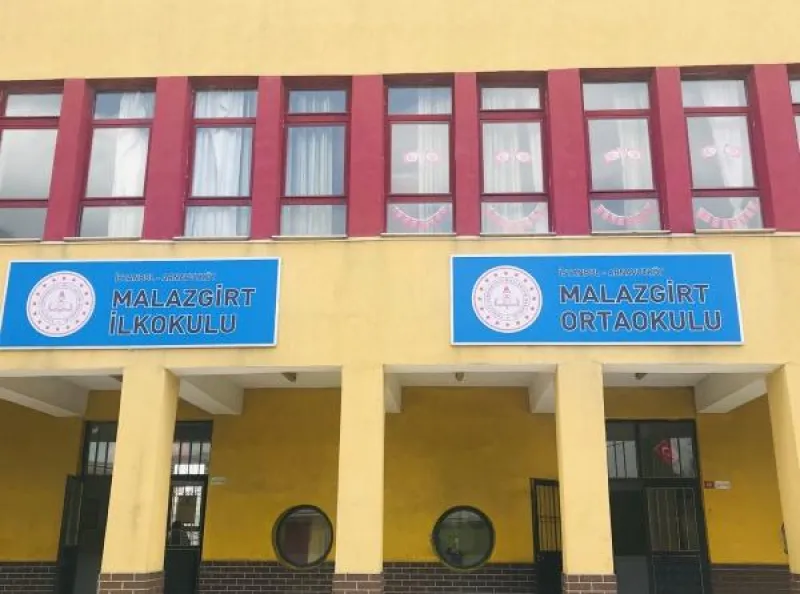 Arnavutköy Malazgirt Ortaokulu - Arnavutköy Ortaokulları