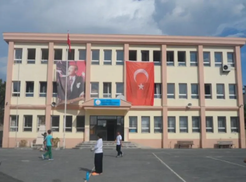 Arnavutköy Karaburun  Ortaokulu - Arnavutköy Ortaokulları