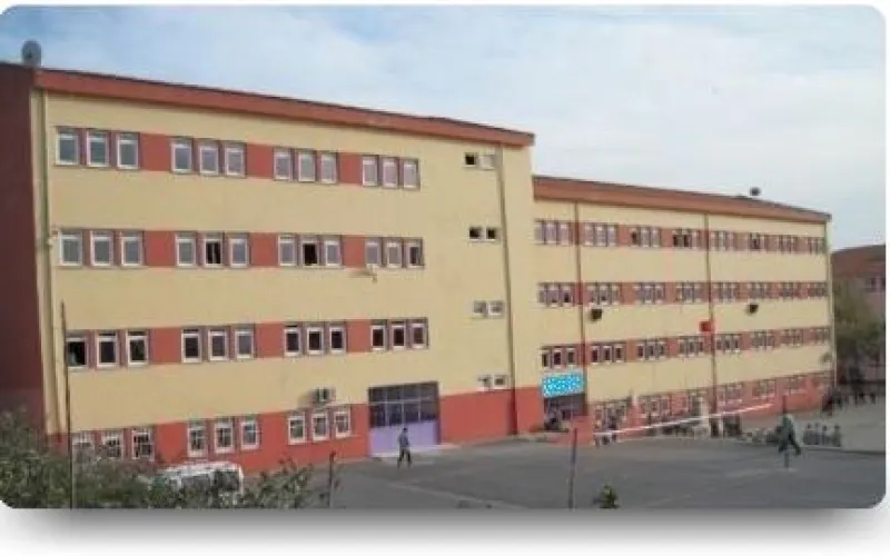 Arnavutköy Mehmet Akif Ersoy Ortaokulu - Arnavutköy Ortaokulları