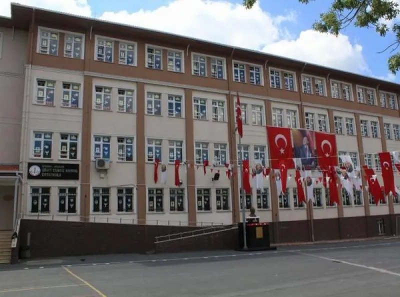 Ataşehir Şehit Cengiz Hasbal Ortaokulu - Ataşehir Ortaokulları