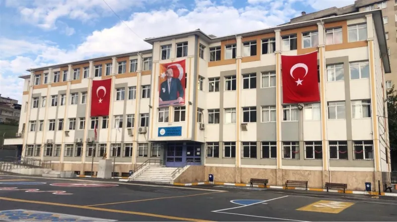 Bağcılar Ziya Gökalp Ortaokulu - Bağcılar Ortaokulları