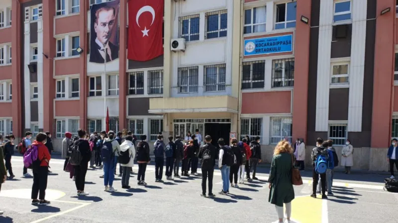 Bağcılar Kocaragıppaşa Ortaokulu - Bağcılar Ortaokulları
