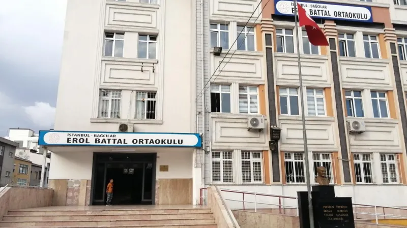 Bağcılar Erol Battal Ortaokulu - Bağcılar Ortaokulları