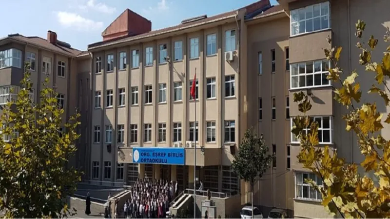 Bahçelievler Orgeneral Eşref Bitlis Ortaokulu - Bahçelievler Ortaokulları