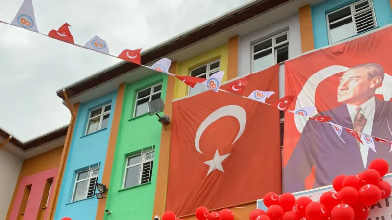Bakırköy 60 Yıl Ataköy Ortaokulu - Bakırköy Ortaokulları