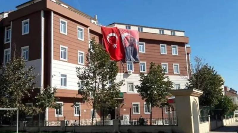 Büyükçekmece Hüseyin Erkan İmam Hatip Ortaokulu - Büyükçekmece Ortaokulları