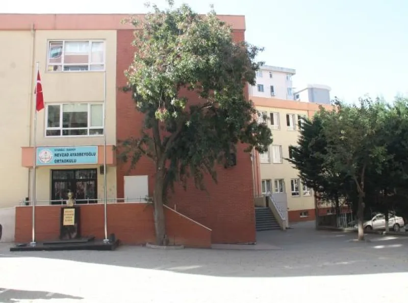 Kadıköy Nevzad Ayasbeyoğlu Ortaokulu - Kadıköy Ortaokulları