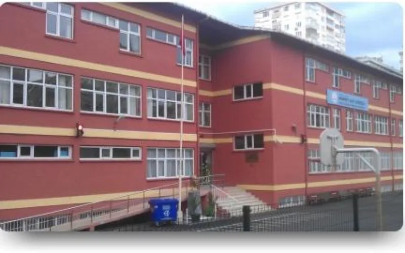 Kadıköy Mehmet Sait Aydoslu İşitme Engelliler Ortaokulu - Kadıköy Ortaokulları