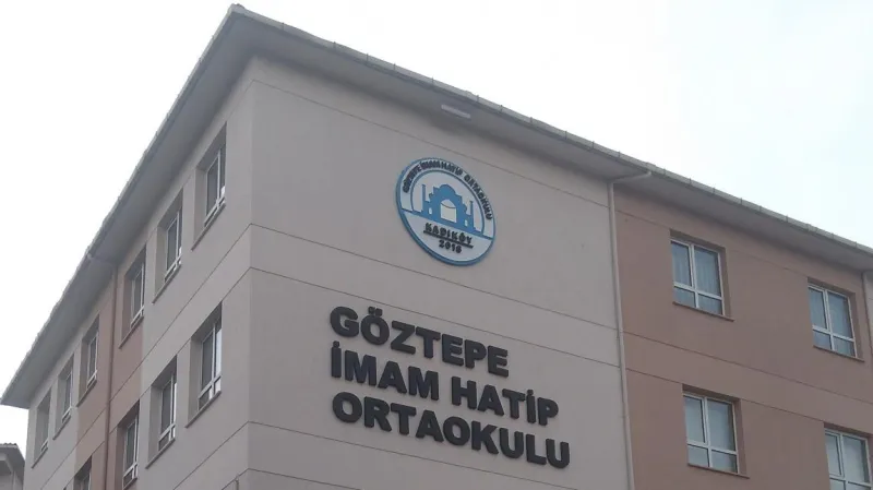 Kadıköy Göztepe İmam Hatip Ortaokulu - Kadıköy Ortaokulları