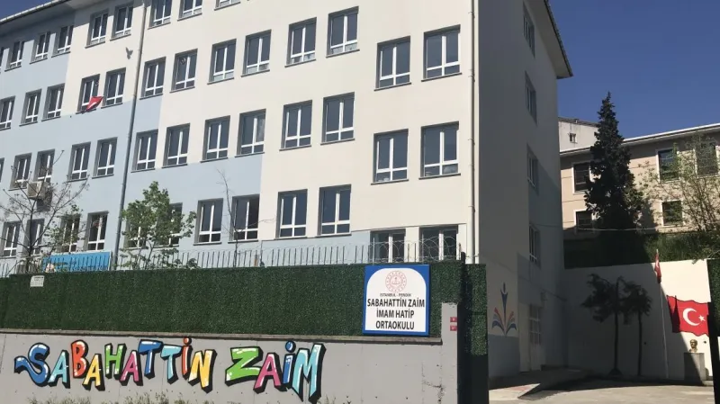 Pendik Pendik Sabahattin Zaim İmam Hatip Ortaokulu - Pendik Ortaokulları