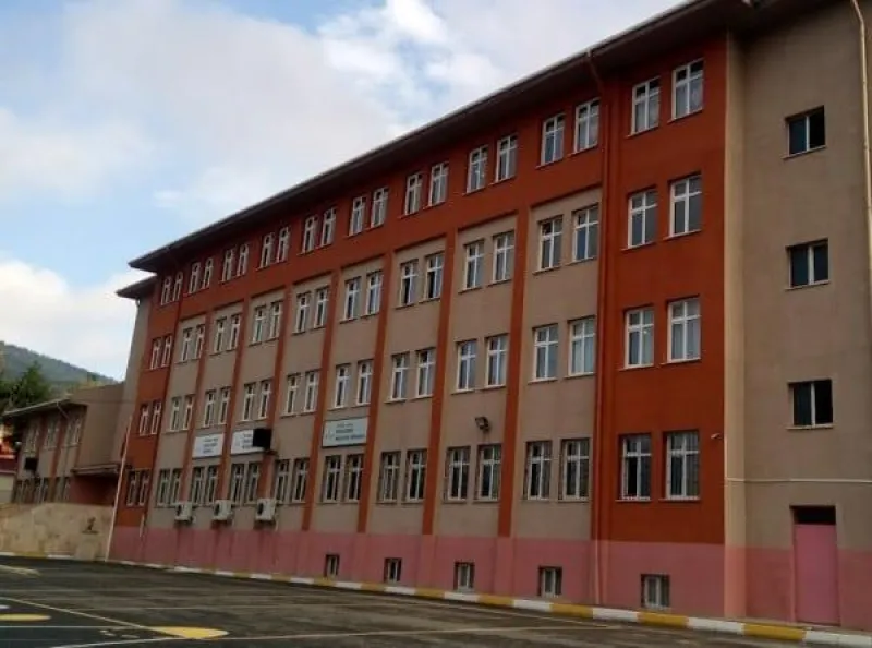 Pendik Ercan Görür İmam Hatip Ortaokulu - Pendik Ortaokulları