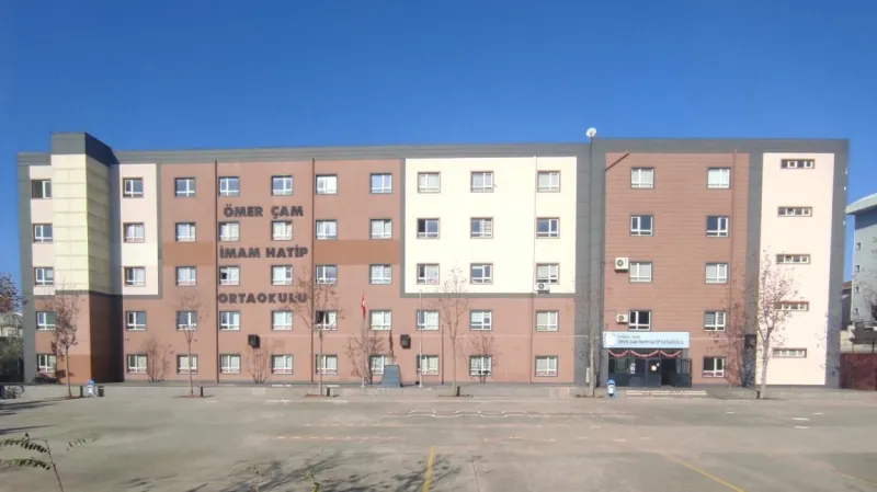 Pendik Ömer Çam İmam Hatip Ortaokulu - Pendik Ortaokulları