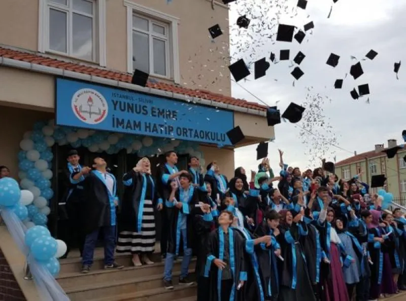 Silivri Yunus Emre İmam Hatip Ortaokulu - Silivri Ortaokulları
